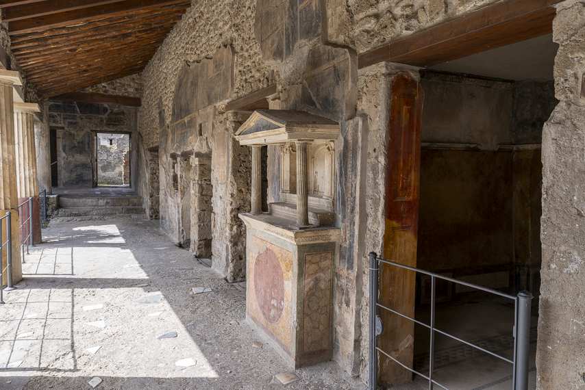 Decorated larium in a corridor of the House of the Gilded Cupids in Pompeii