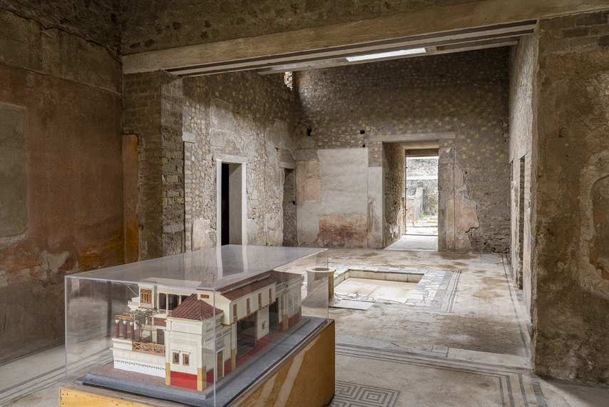 Plastic model of the House of the Tragic Poet with a view of the inner atrium in Pompeii